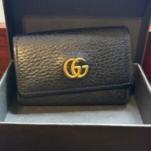 Gucci Black Leather Card Holder with Gold Logo